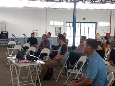 Caraguatatuba participa de reunião com cidades do Vale e aborda consórcio para comércio na região