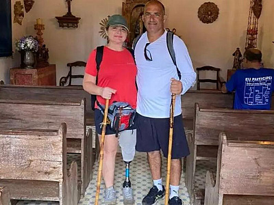 Com perna mecânica, moradora de Ubatuba vai até Aparecida para agradecer e repercute nas redes sociais