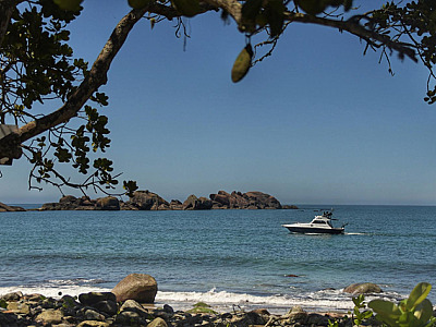 Mais que uma ilha: descubra as ilhas e ilhotes que formam o município-arquipélago de Ilhabela