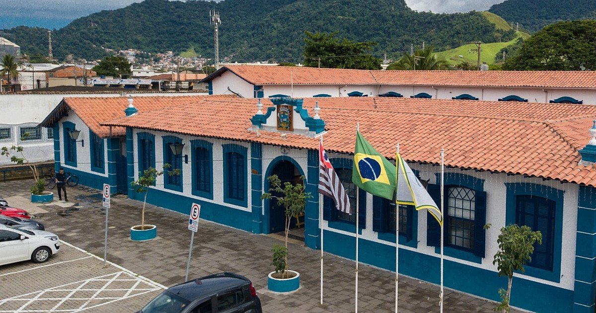 Prefeitura informa o que abre e fecha no feriado do Dia da Proclamação da República (15)