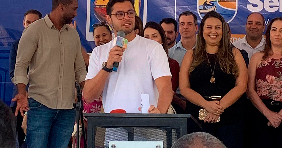 Reinaldinho entrega nova clínica de hemodiálise em São Sebastião em cerimônia marcada por emoção