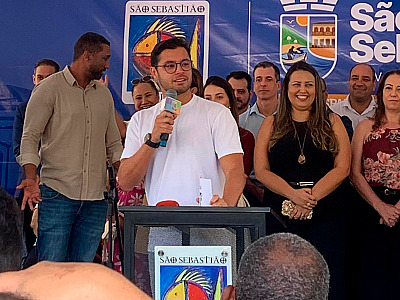 Reinaldinho entrega nova clínica de hemodiálise em São Sebastião em cerimônia marcada por emoção