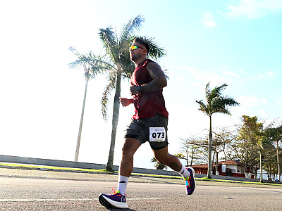 Caraguatatuba realiza 3ª edição da Virada Caraguatatubense de Corrida de Rua com provas de 5 km e 15 km no dia 31 de dezembro