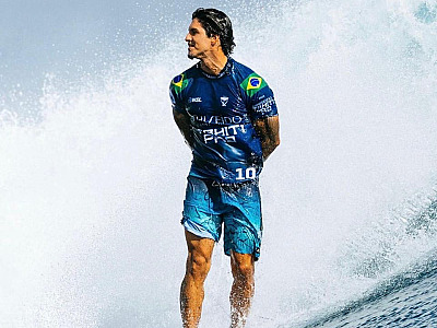 Medina é o único surfista da região a permanecer no CT24 de surfe e vai disputar a etapa de Teahupoo