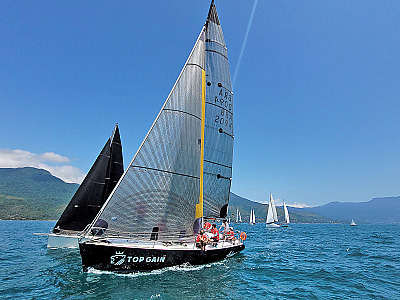 Regata Verão 2024 abre calendário de regatas festivas do ano em Ilhabela