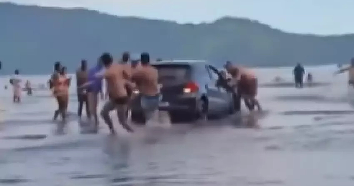Turista esquece carro na praia de Ubatuba e quase perde veículo