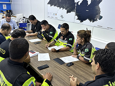 Autoridades de trânsito e segurança pública do Litoral Norte discutem ações educativas para condutores de ciclomotores