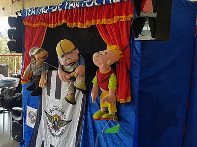 Escolas municipais de Ilhabela recebem teatro de fantoches “Educando para trânsito de maneira divertida”
