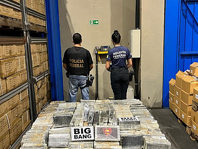 PF e Receita Federal apreendem 815 kg de cocaína no Porto de Santos