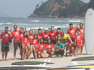 Projeto Surf Para Todos chega a Maresias com meta de 12 mil participantes