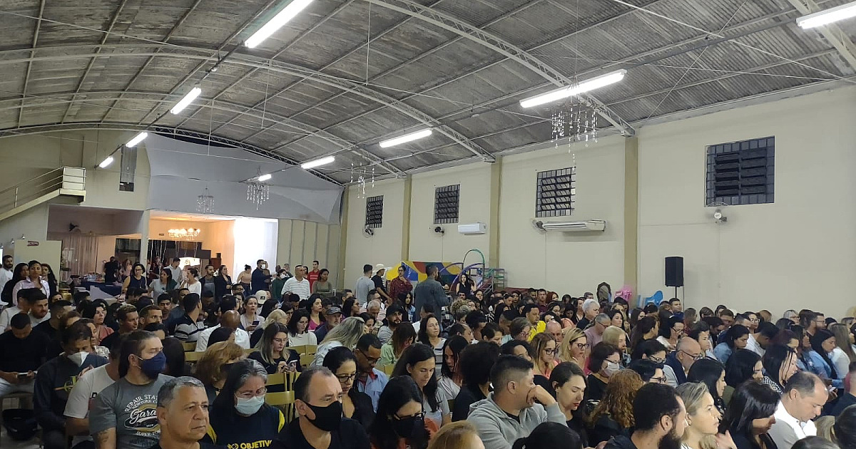 Palestra de Inteligência Emocional reúne cerca de 200 pessoas em Caraguatatuba