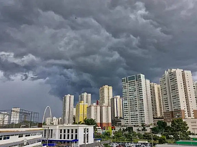 Alerta de tempestade na RMVale é válido até terça (09), diz INMET
