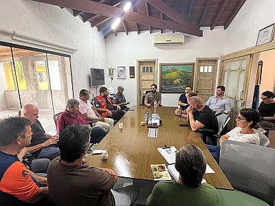 Prefeitura de Ilhabela monta gabinete de crise para monitorar chuvas.