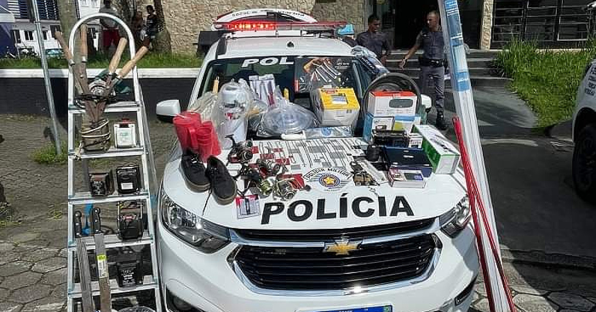 PM estoura depósito do crime e recupera produtos furtados em Caraguatatuba