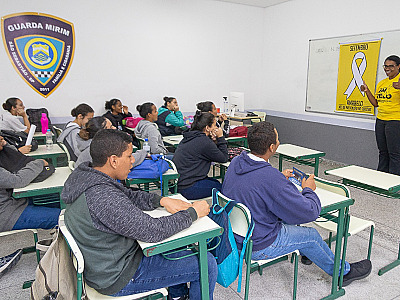 Setembro Amarelo: jovens são foco de palestras e atividades sobre saúde mental e prevenção ao suicídio