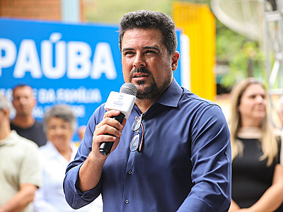 Felipe Augusto anuncia reajuste de 10% para servidores