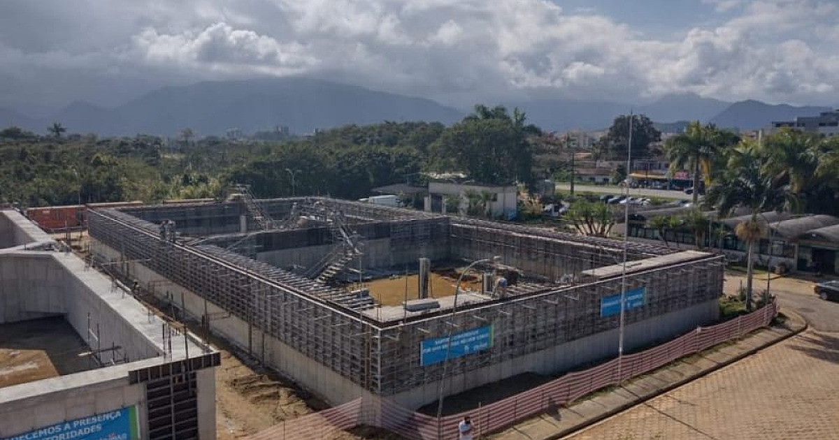 Sabesp ainda tenta normalizar abastecimento de água em Ubatuba