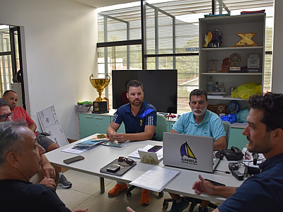 Secretários do Litoral Norte se reúnem em Ilhabela para discutir fortalecimento do esporte regional