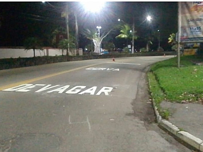 JDL antecipa e Detraf instala nova sinalização em trecho com acidentes em S.S