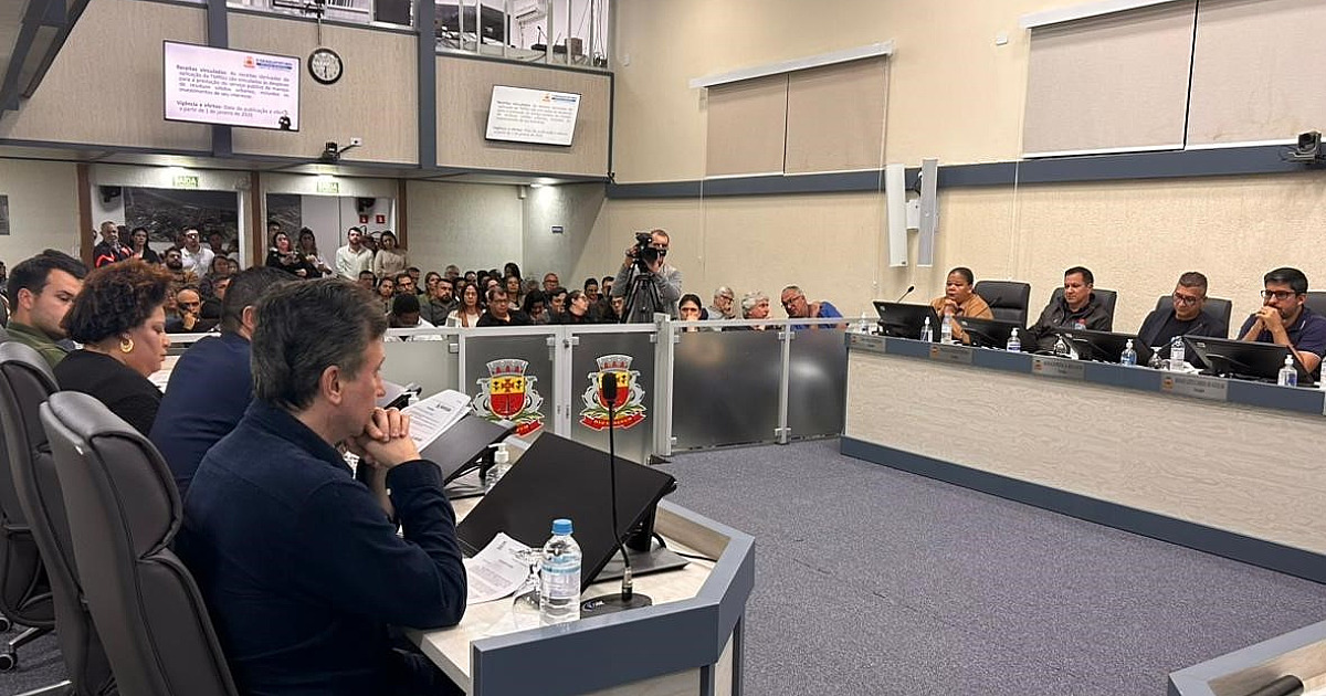 Projeto da taxa de resíduos é debatido em audiência pública na Câmara de Caraguatatuba