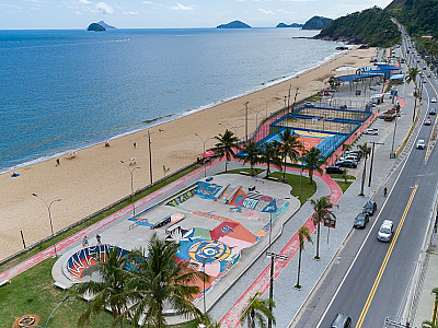 Prefeitura entrega obra de urbanização da Praça Pôr do Sol e da orla da praia de Boiçucanga