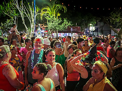 Carnaguá Folia 2026 transforma Carnaval em solidariedade