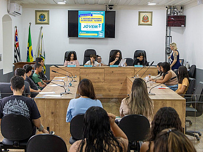 Parlamento Jovem vivencia o sistema judiciário em São Sebastião