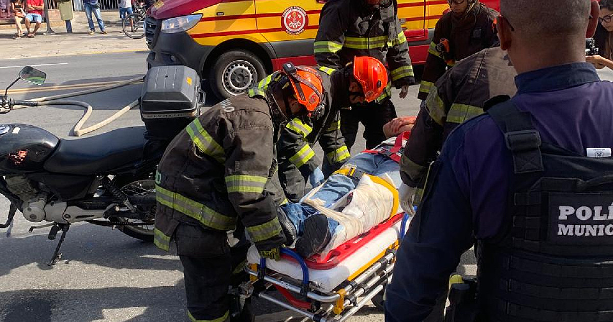 Maio Amarelo: simulação de acidente impacta população e reforça mensagem de segurança no trânsito