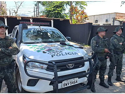 Traficante corre, joga o flagrante no telhado, mas acaba preso em Ubatuba