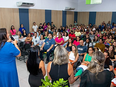São Sebastião dá posse a mais de 100 novos professores concursados para a educação municipal
