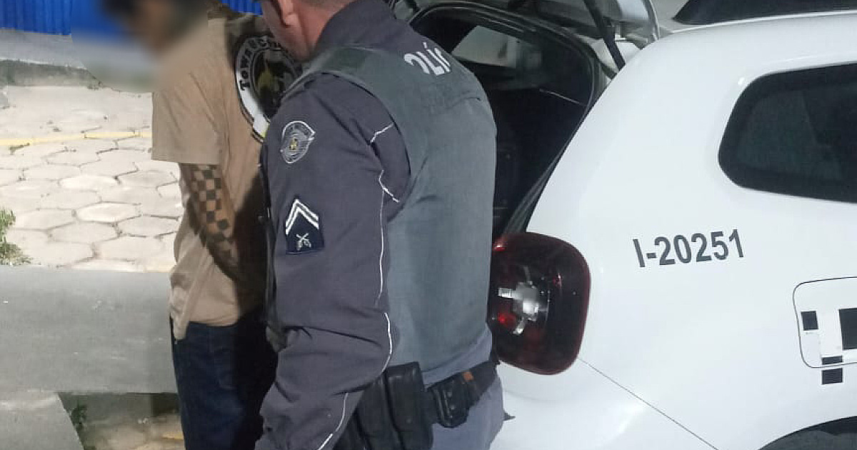Jovem é preso por tráfico de drogas na região sul de Caraguatatuba