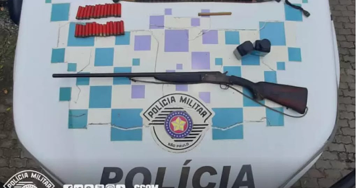 Polícia Ambiental flagra lagarto Teiú cortado em pedaços em casa de caçador em Ubatuba