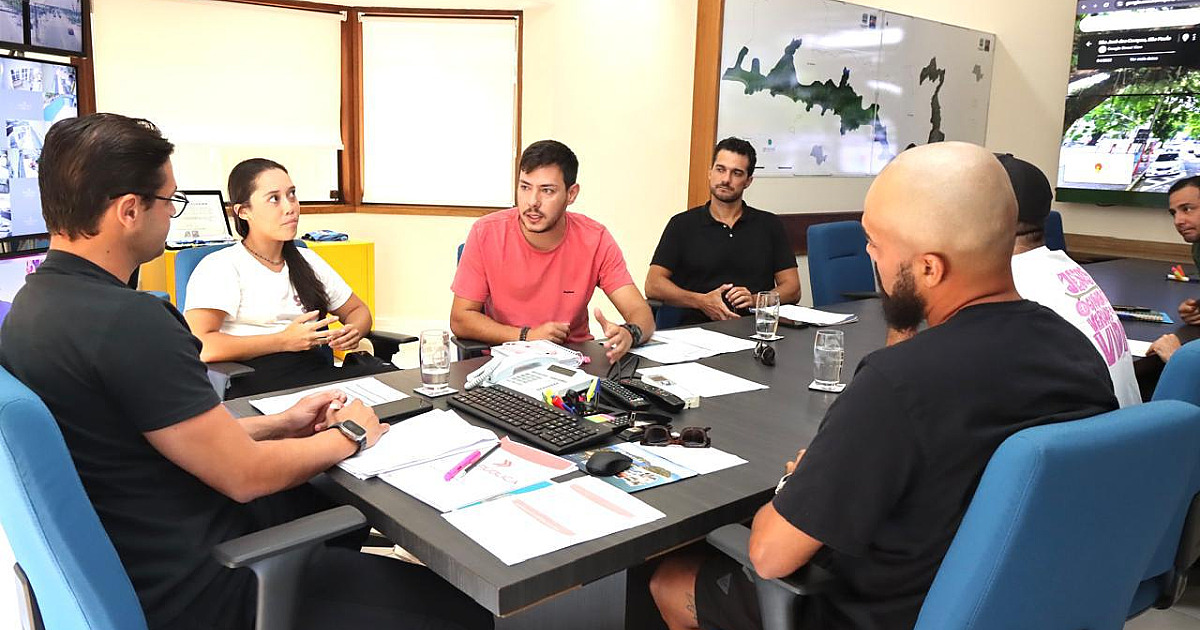 Prefeito Reinaldinho avalia parceria para ampliar atividades da ONG Skate Salva em bairros de São Sebastião