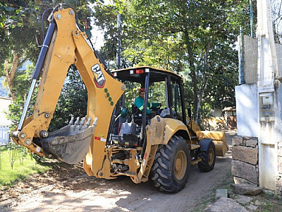 Obras de drenagem e pavimentação em Toque-Toque Grande e Pequeno avançam na Costa Sul de São Sebastião