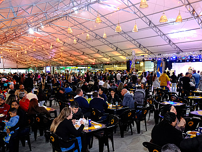 26º Festival do Camarão celebra culinária e cultura caiçara e recebe mais de 40 mil visitantes