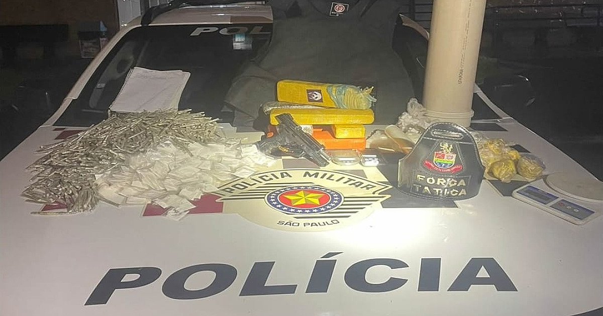 Força Tática prende traficante com quase 2 mil pedras de crack no Perequê-Mirim
