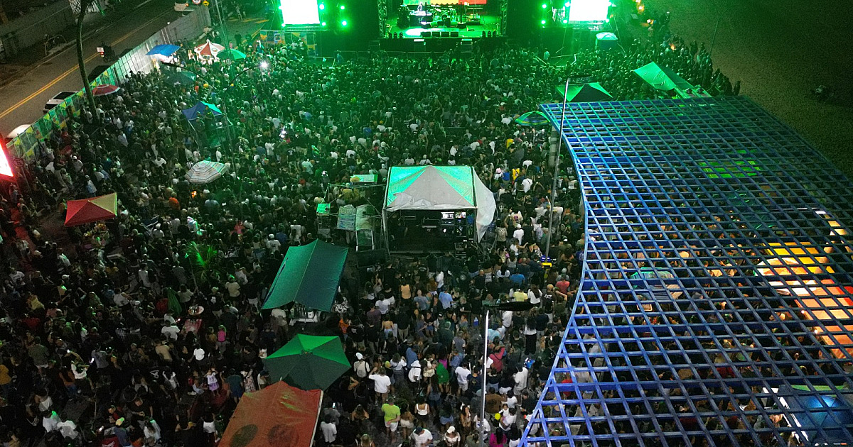 Ferrugem e Mari Fernandez são atrações do último fim de semana do Festival de Verão São Sebastião na praia de Boiçucanga