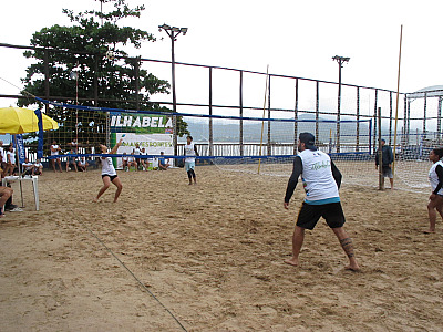 Torneio de Futevôlei, ginástica e dança são as atrações esportivas do final de semana em Ilhabela