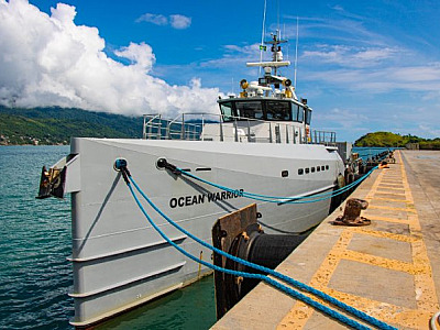 Alunos de escolas municipais de São Sebastião visitam navio de proteção ambiental, Ocean Warrior, na próxima semana