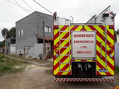 Homem morre carbonizado em incêndio no bairro Martim de Sá