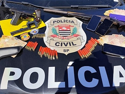 Suspeito é preso com armas de fogo e material de agiotagem em Ilhabela