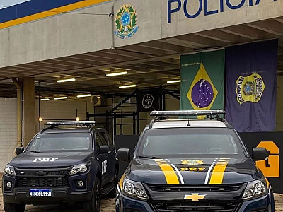 Feriado violento nas rodovias federais: 56 acidentes, 2 mortos e 52 feridos