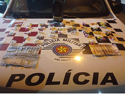 Traficante dispensa sacola com drogas para fugir da polícia, mas acaba preso em Ubatuba
