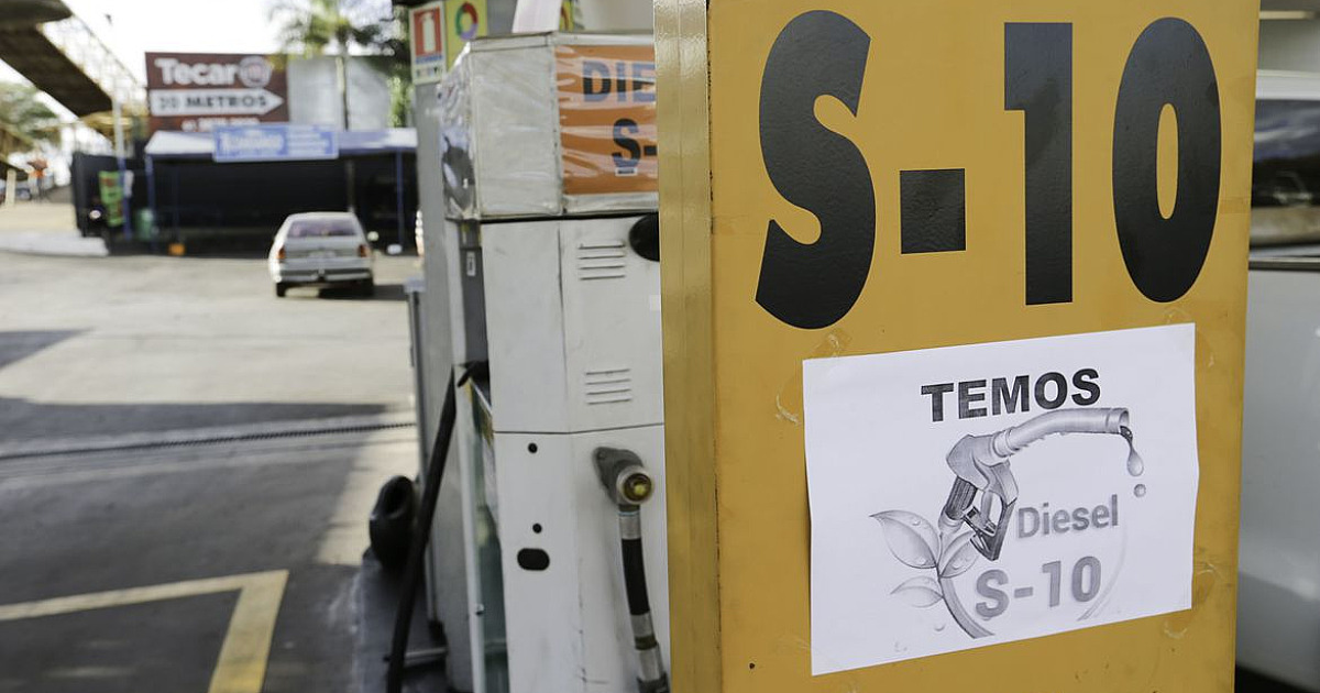 Petrobras anuncia redução de R$ 0,30 no diesel a partir de amanhã