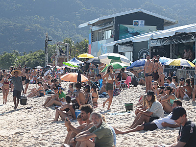 Programação com shows, espetáculo aéreo, atividades físicas e ações sustentáveis vão agitar o QS6000, em Maresias