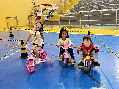 Unidades municipais de ensino apresentam trabalhos realizados na Semana do Trânsito