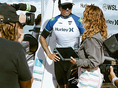 Caiçaras caem um a um na etapa de Sunset Beach no mundial WSL de Surfe; apenas Miguel Pupo avança às oitavas
