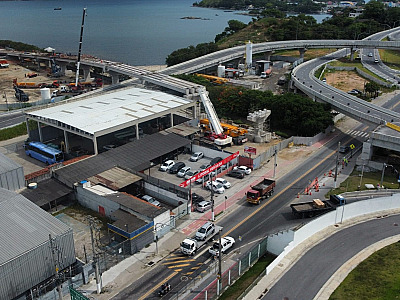 Governador vistoria novo acesso viário ao Porto de São Sebastião que tem com 92% das obras concluídas