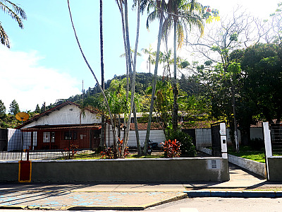 Caraguatatuba promove palestras sobre violência contra a mulher em escolas estaduais durante ‘Agosto Lilás’