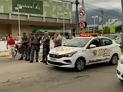 Vítimas da tempestade fazem novo protesto por moradia no Centro de São Sebastião